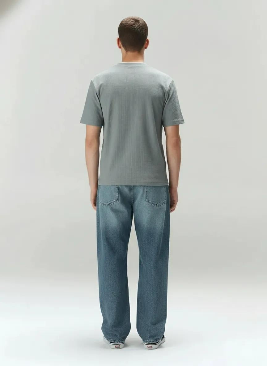 Men Solid Round Neck T-shirt