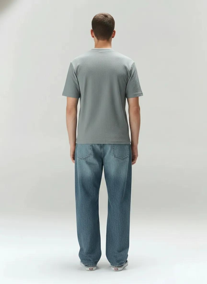 Men Oxford Blue Solid Round Neck T-shirt