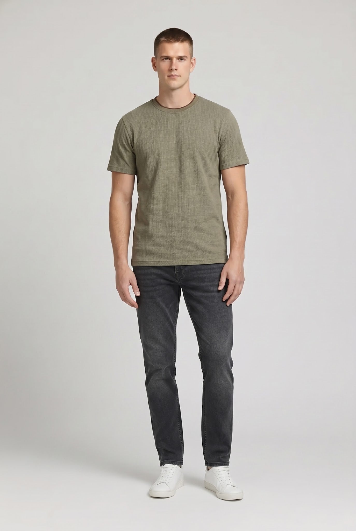 Men Safari Solid Round Neck T-shirt