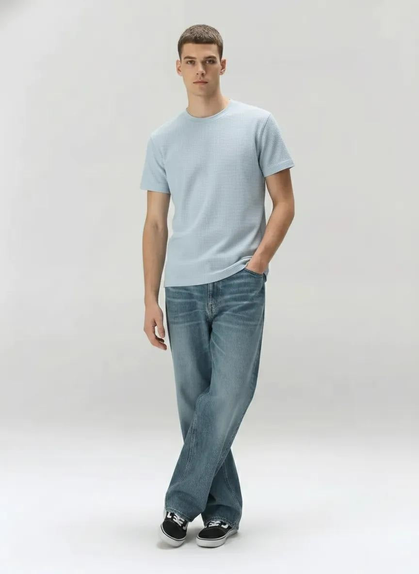 Men Sky Solid Round Neck T-shirt