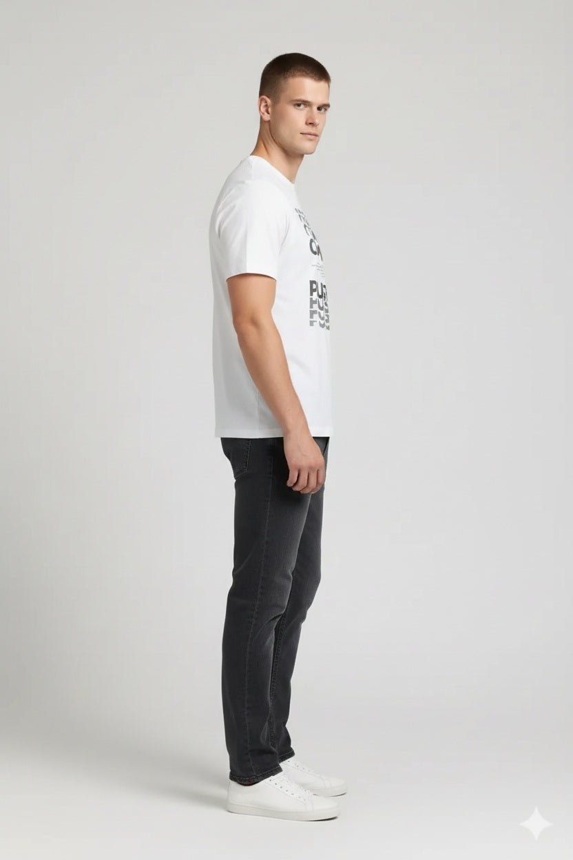 Men Off White Typography Printed T-shirt