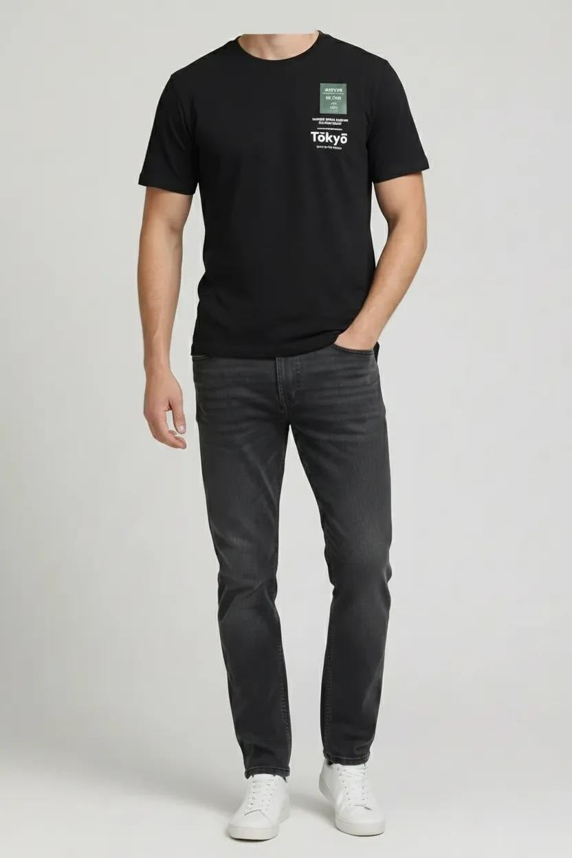Men Black Typography Printed T-shirt