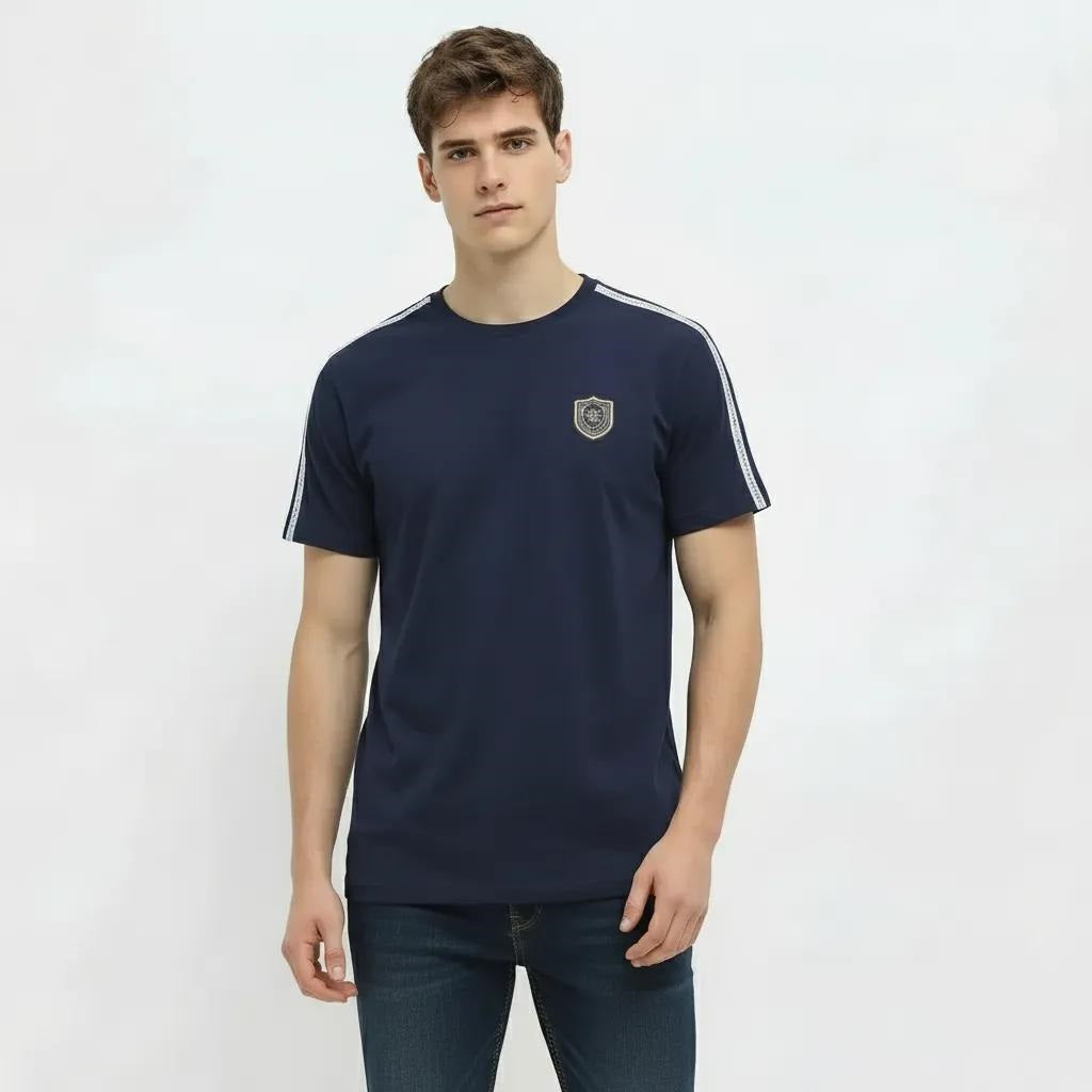 Men Navy Solid Round Neck T-shirt