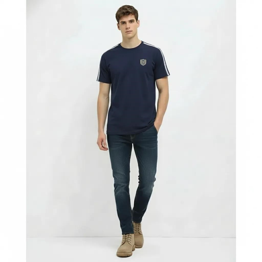 Men Navy Solid Round Neck T-shirt