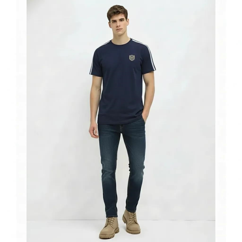 Men Navy Solid Round Neck T-shirt