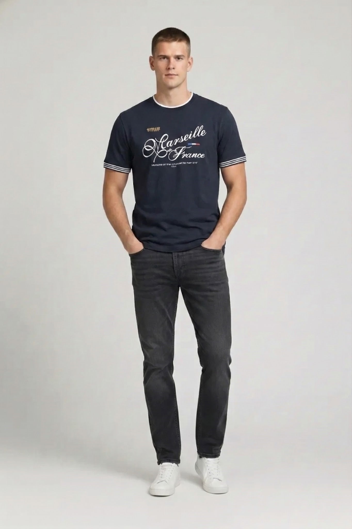 Men navy Typography Printed T-shirt