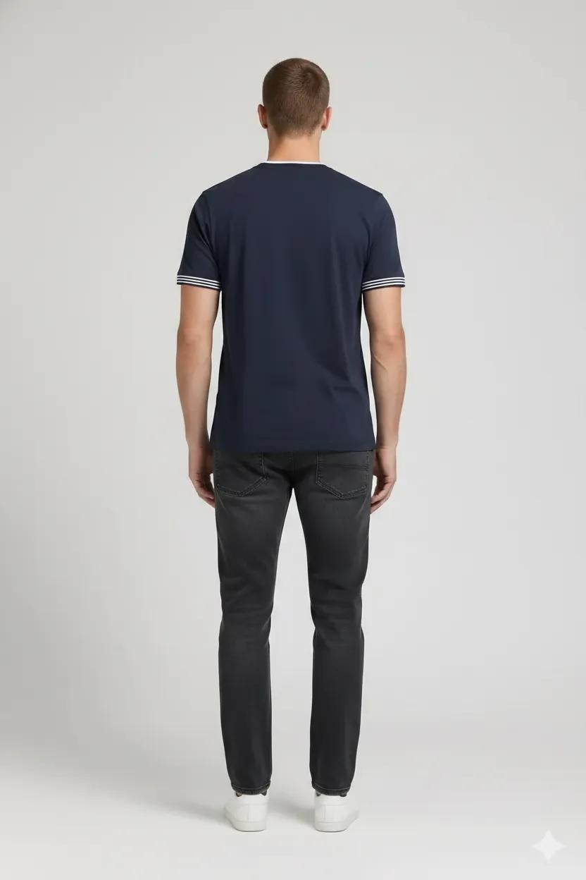 Men navy Typography Printed T-shirt