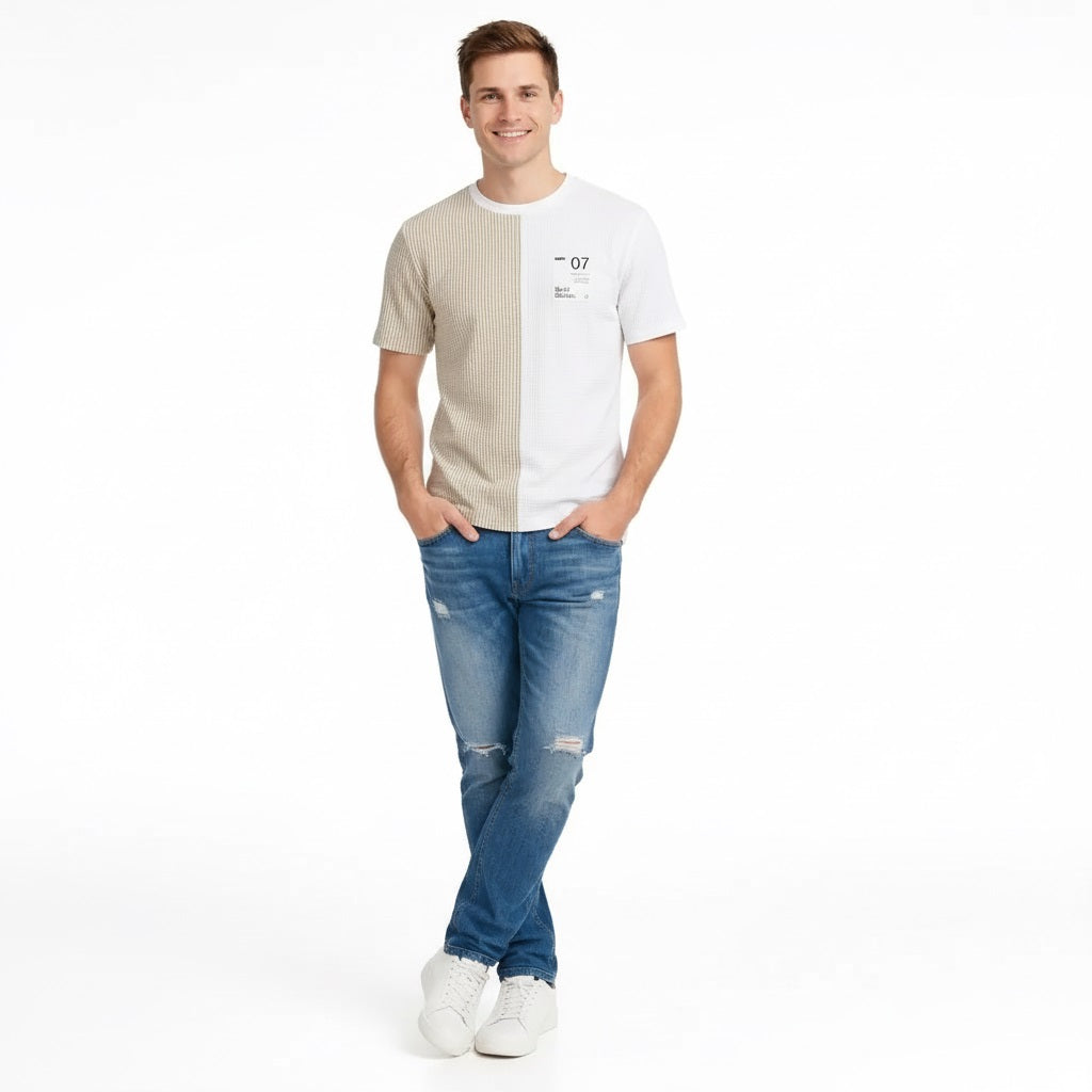 Men Mastic Colourblocked T-shirt
