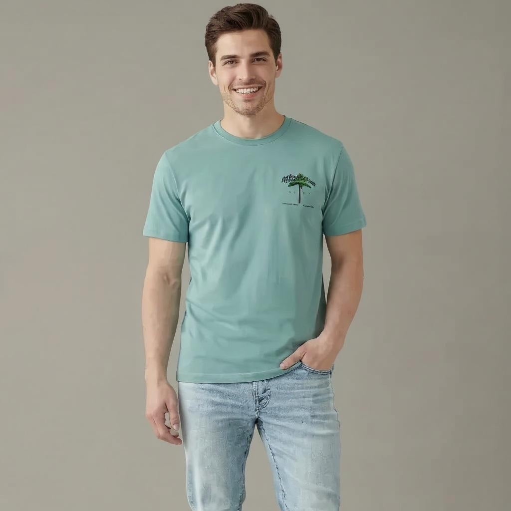 Men Surf Spray Printed Round Neck T-shirt