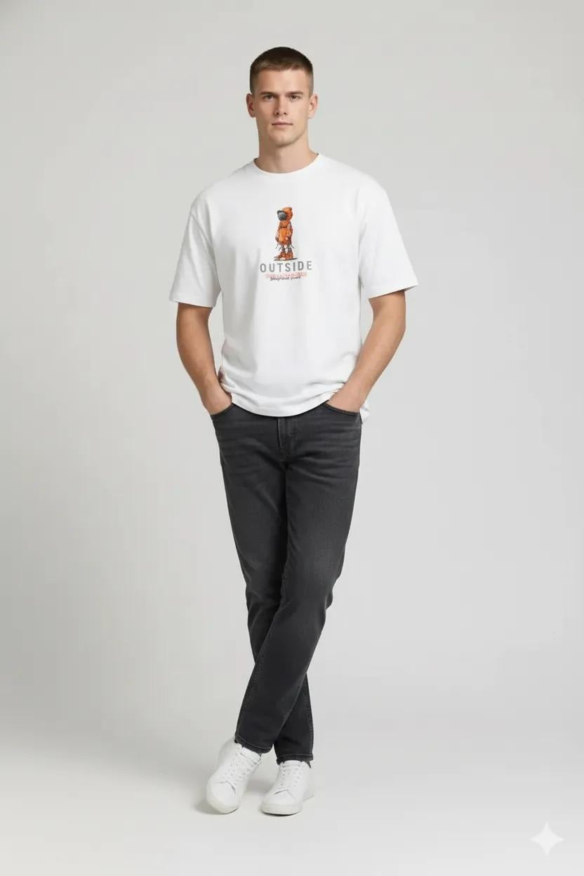 Men Off White Printed Round Neck T-shirt