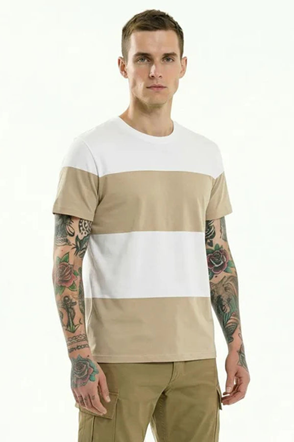 Men Colourblocked Round Neck T-shirt