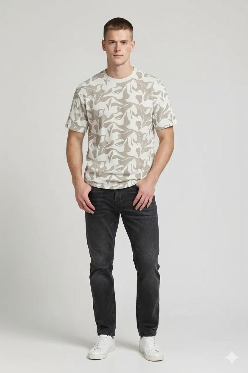 Men Onyx Round Neck Printed T-shirt