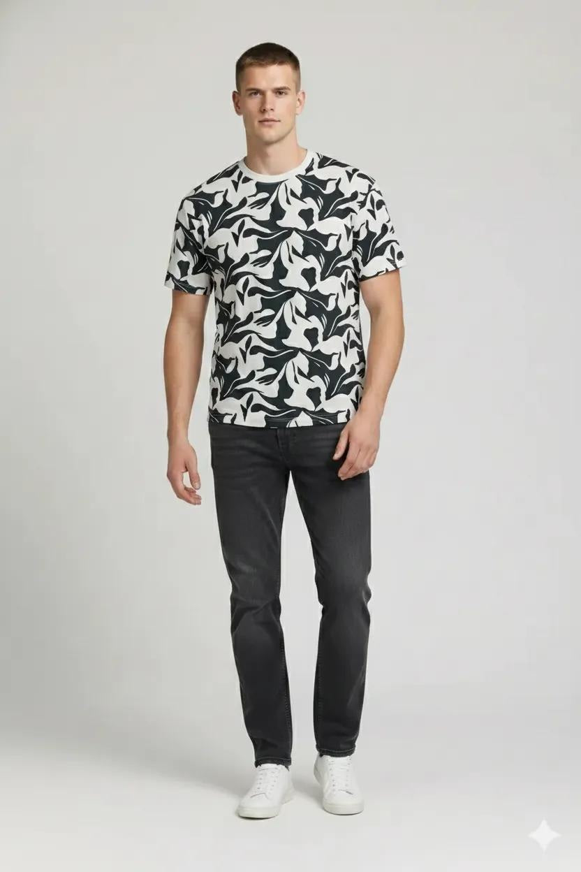 Men Pacific Round Neck Printed T-shirt