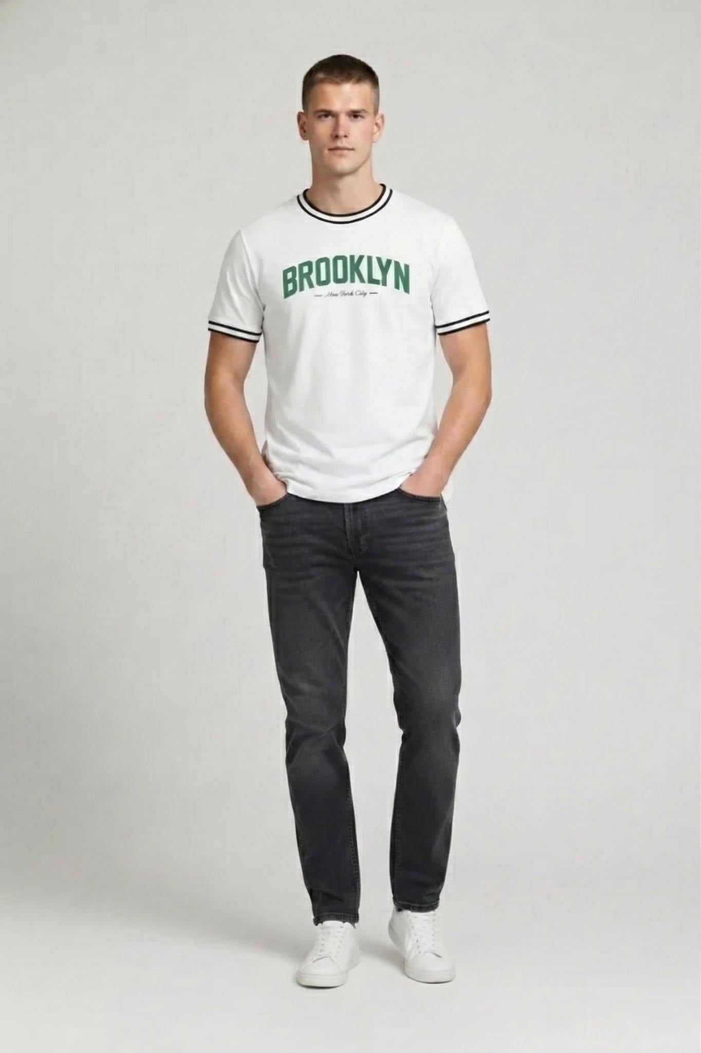 Men Off White Typography Printed T-shirt