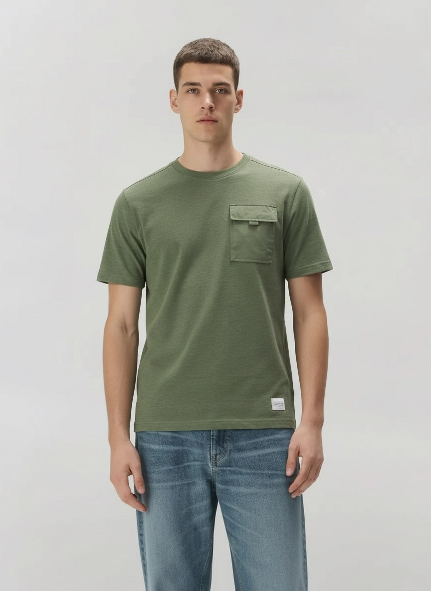 Men Moss Solid Round Neck T-shirt