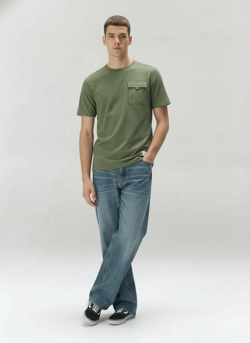 Men Moss Solid Round Neck T-shirt