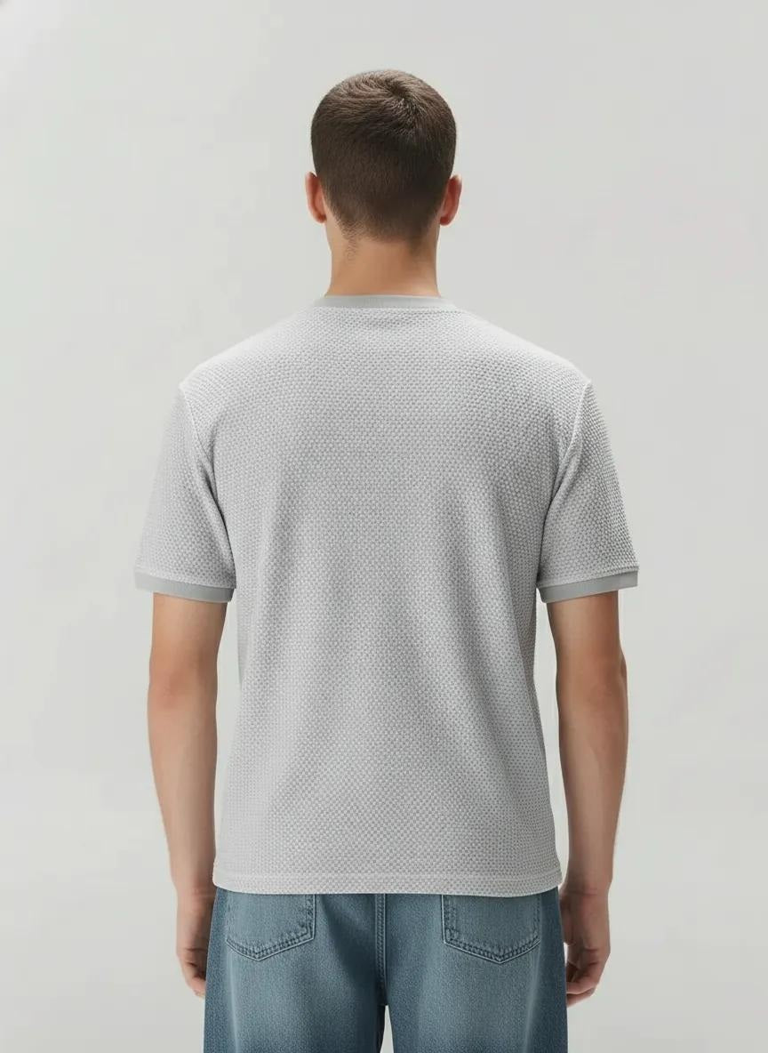 Men Silver Solid Round Neck T-Shirt