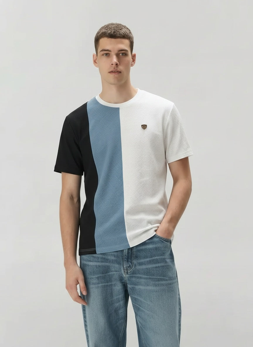 Men Navy Colourblocked Pockets T-shirt