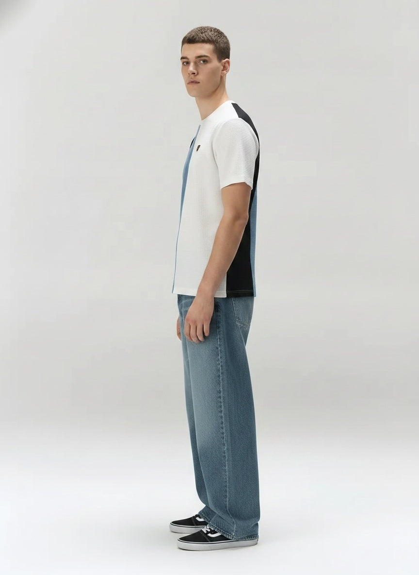 Men Navy Colourblocked Pockets T-shirt