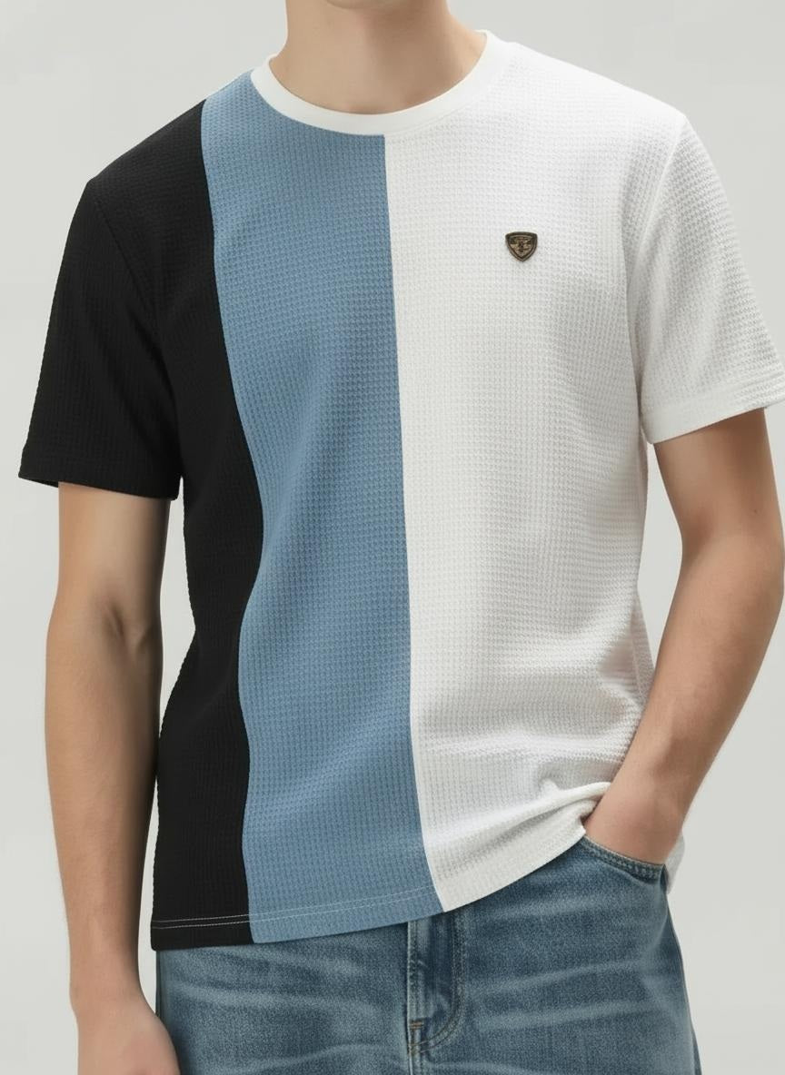 Men Navy Colourblocked Pockets T-shirt