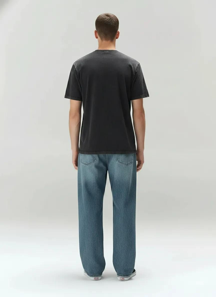 Men Black Solid Round Neck T-shirt