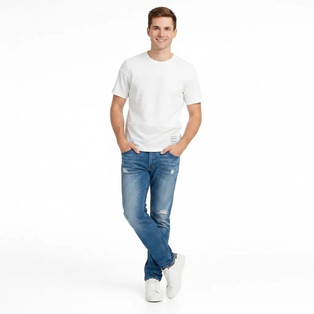Men Off White Solid Round Neck T-shirt