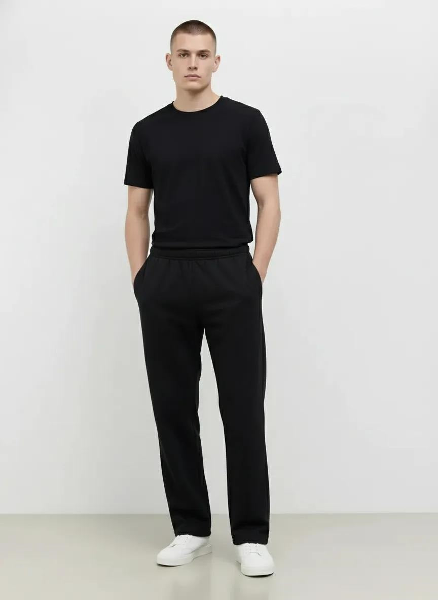 Men Black Solid Regular Fit Track Pants