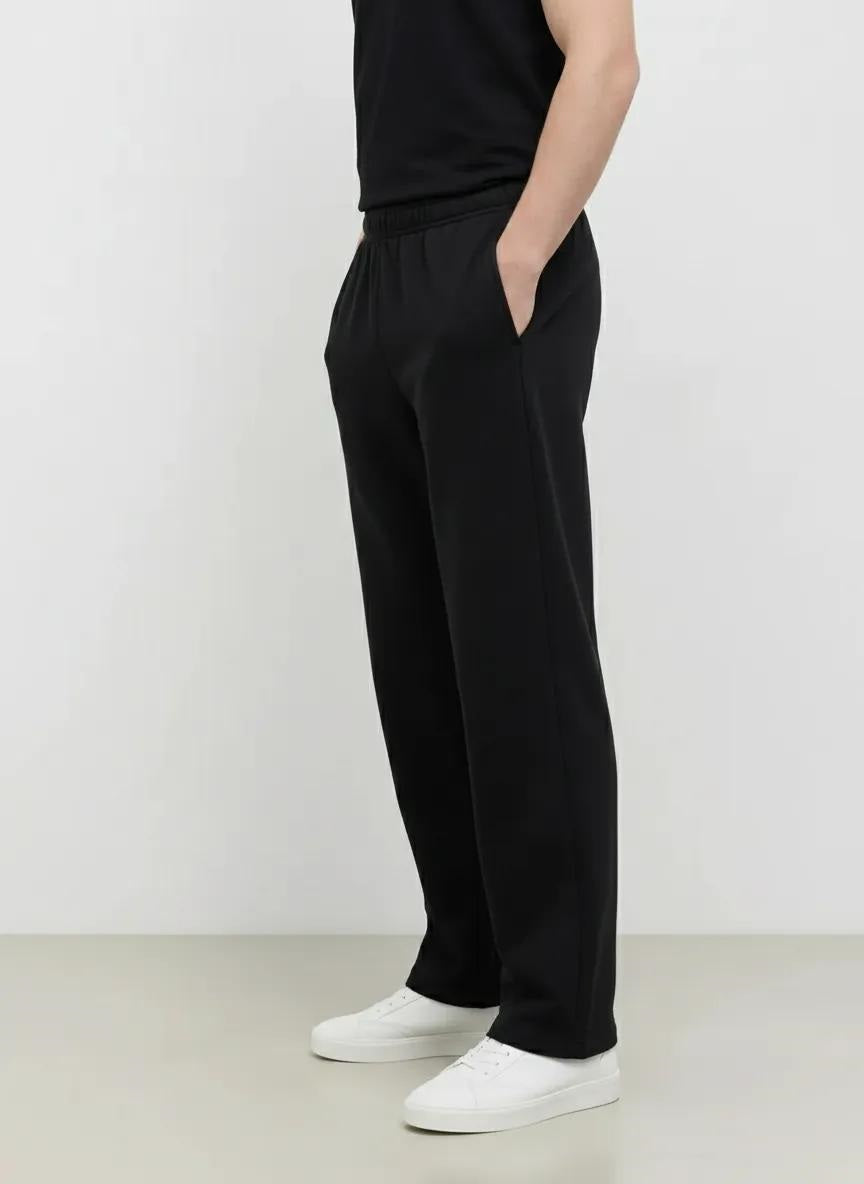 Men Black Solid Regular Fit Track Pants