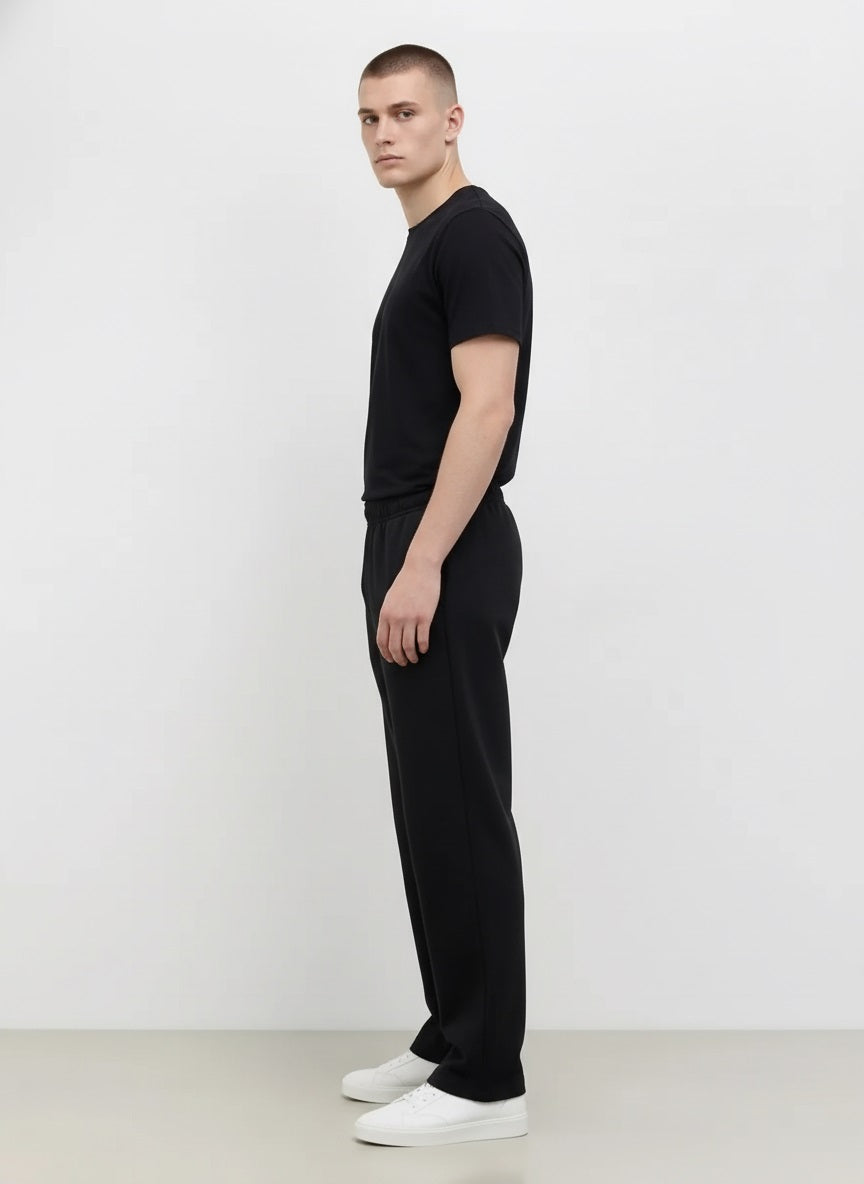 Men Black Solid Regular Fit Track Pants
