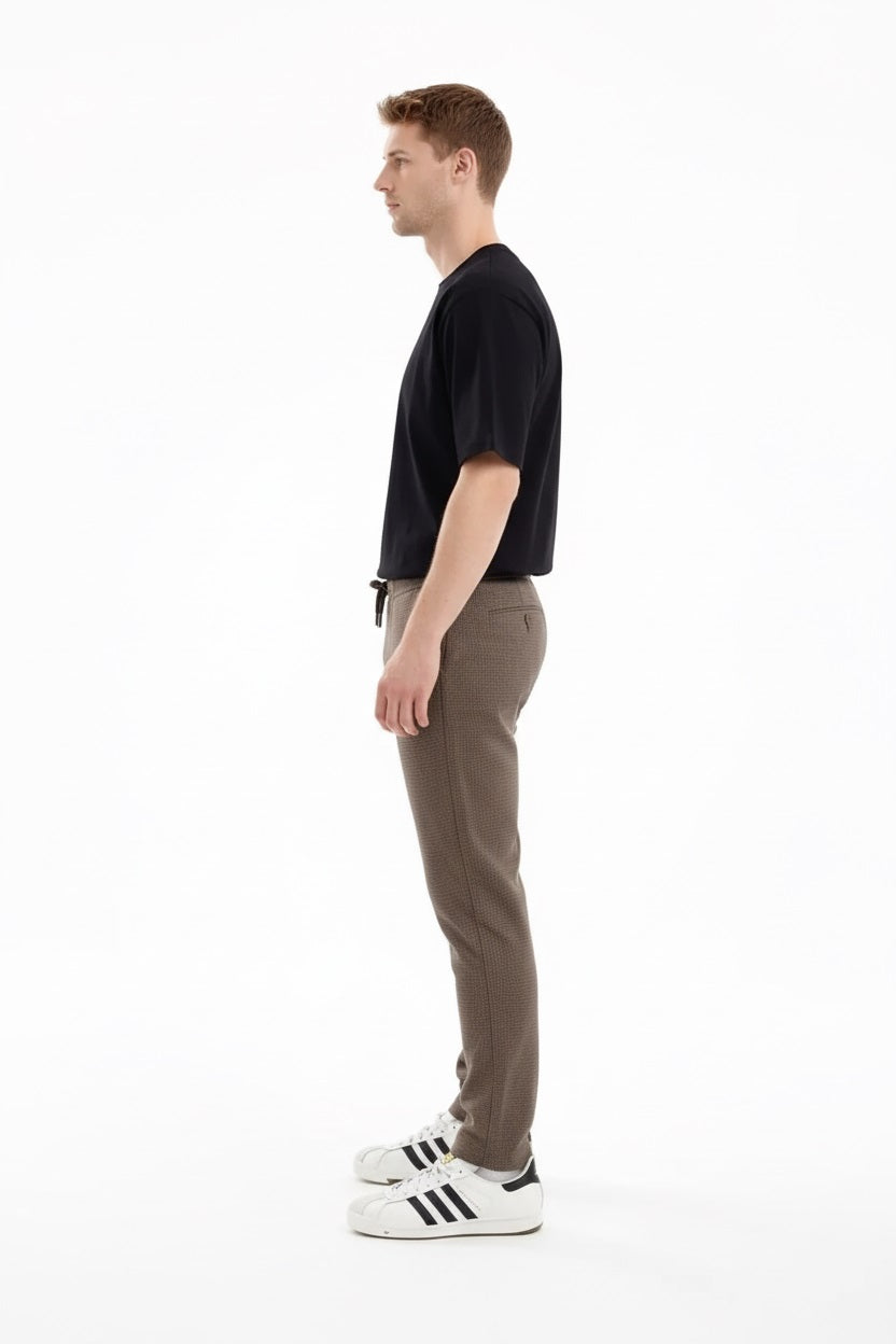 Men Solid Regular Fit Track Pants
