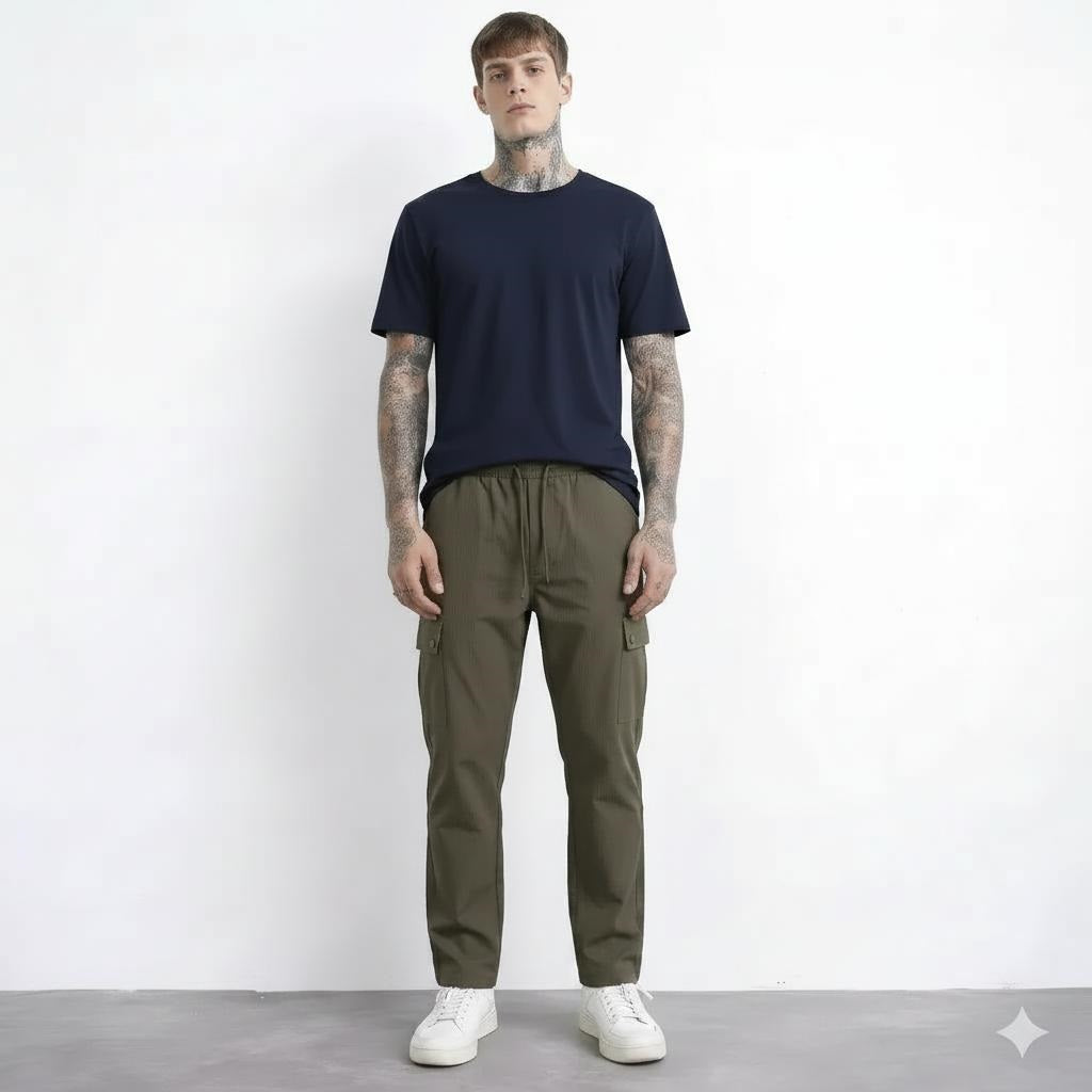 Men Regular Fit Textured Cotton Cargos