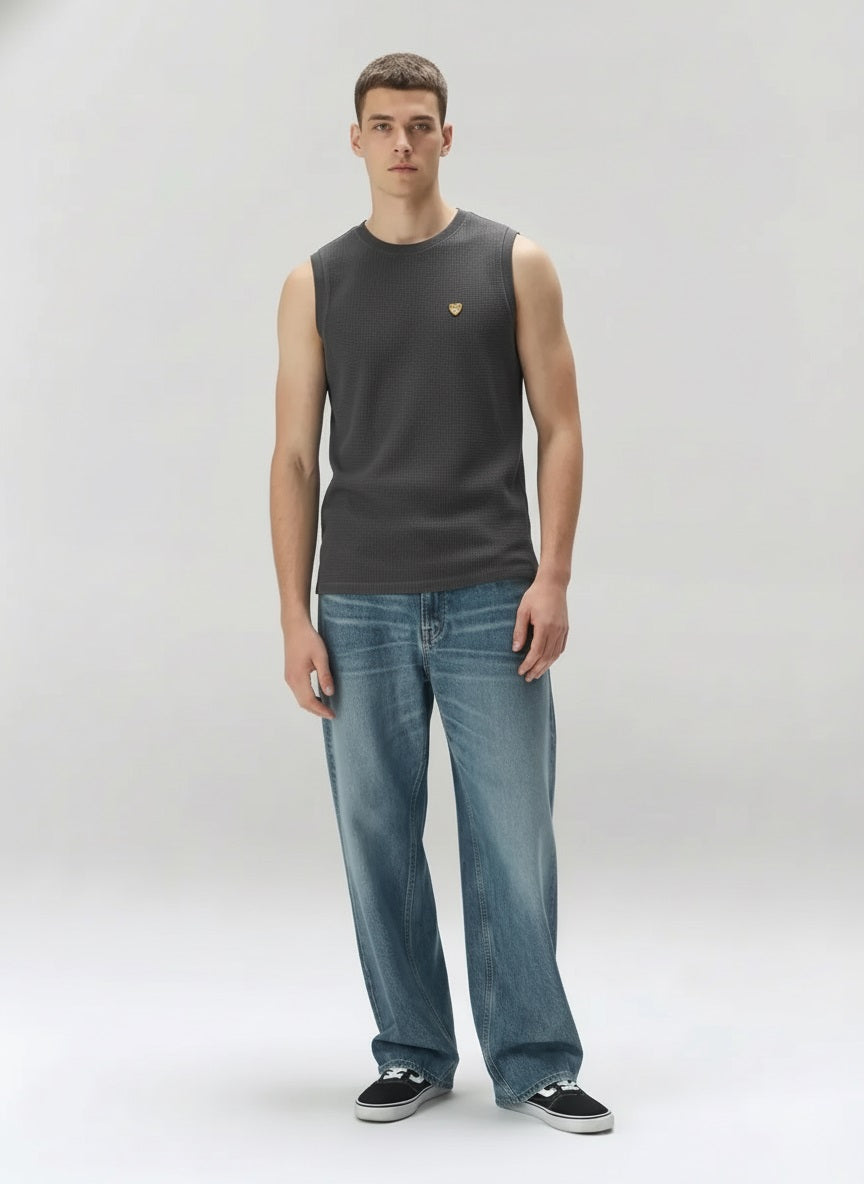 Men Black Solid Round Neck T-shirt