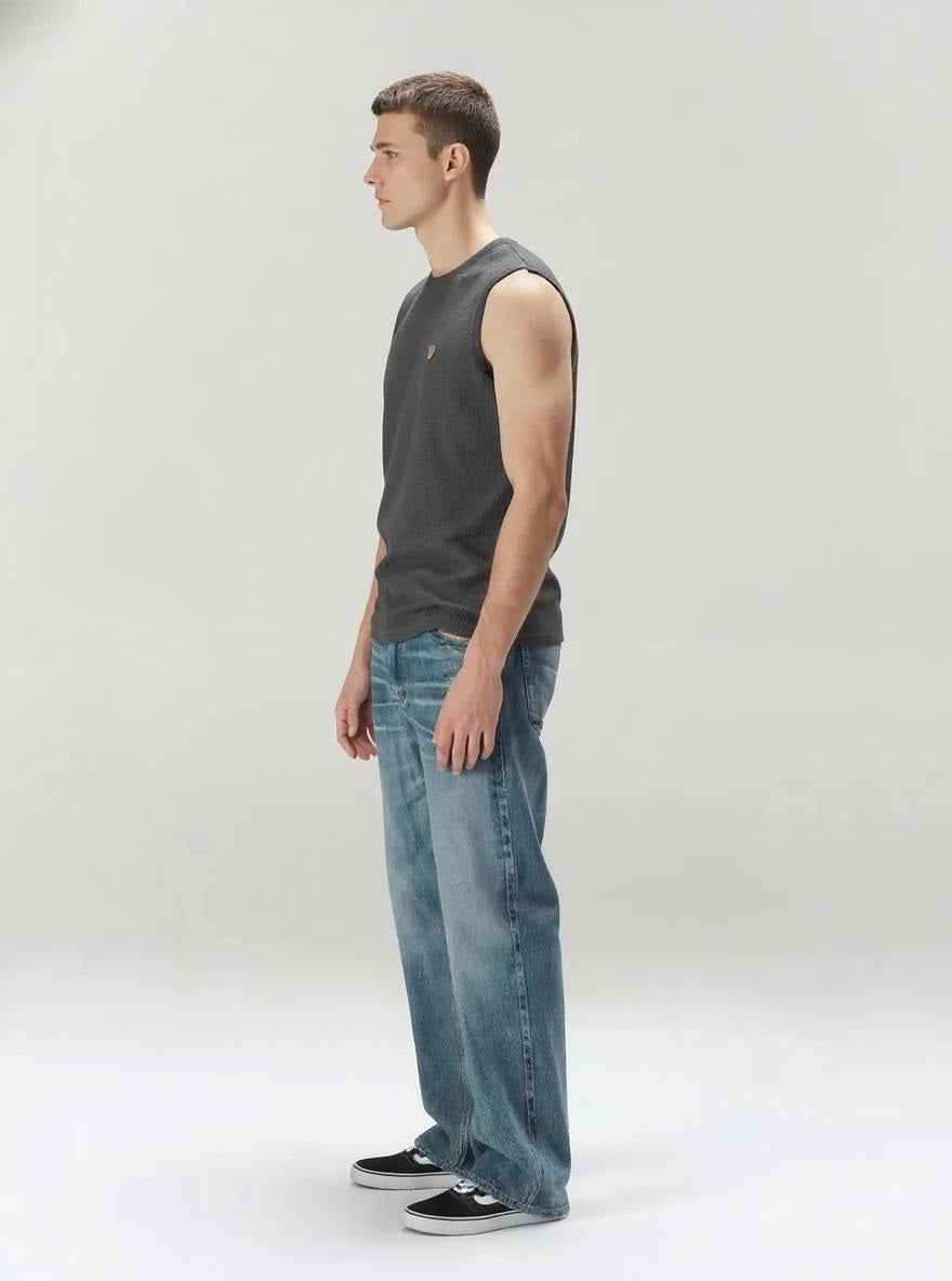 Men Black Solid Round Neck T-shirt