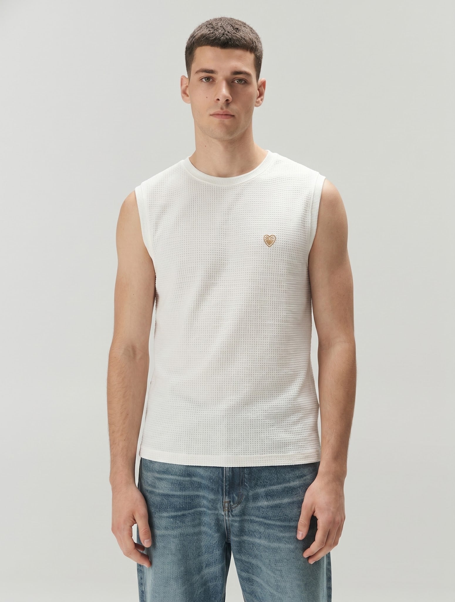 Men Off White Solid Round Neck T-shirt