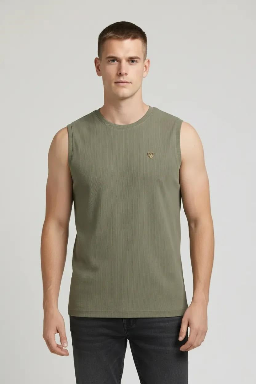 Men Olive Solid Round Neck T-shirt