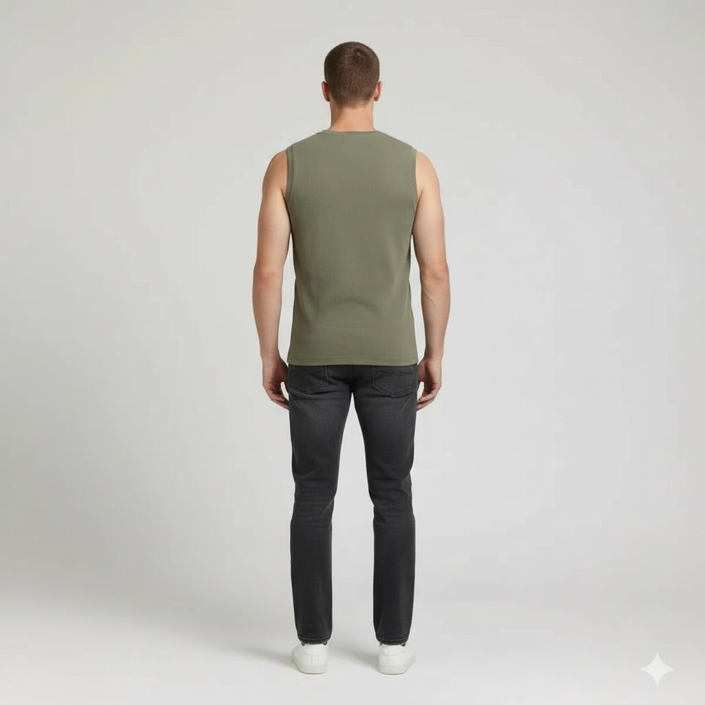 Men Olive Solid Round Neck T-shirt
