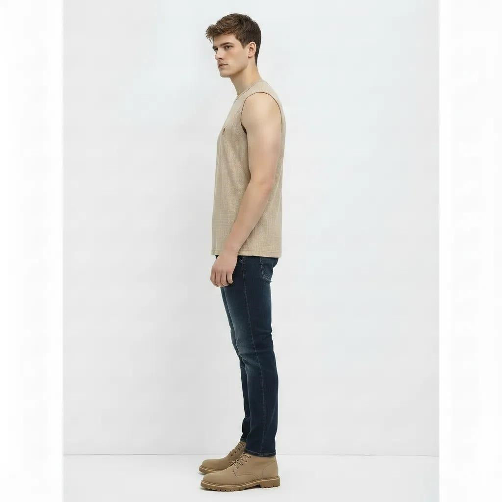 Men Safari Brand Logo T-shirt