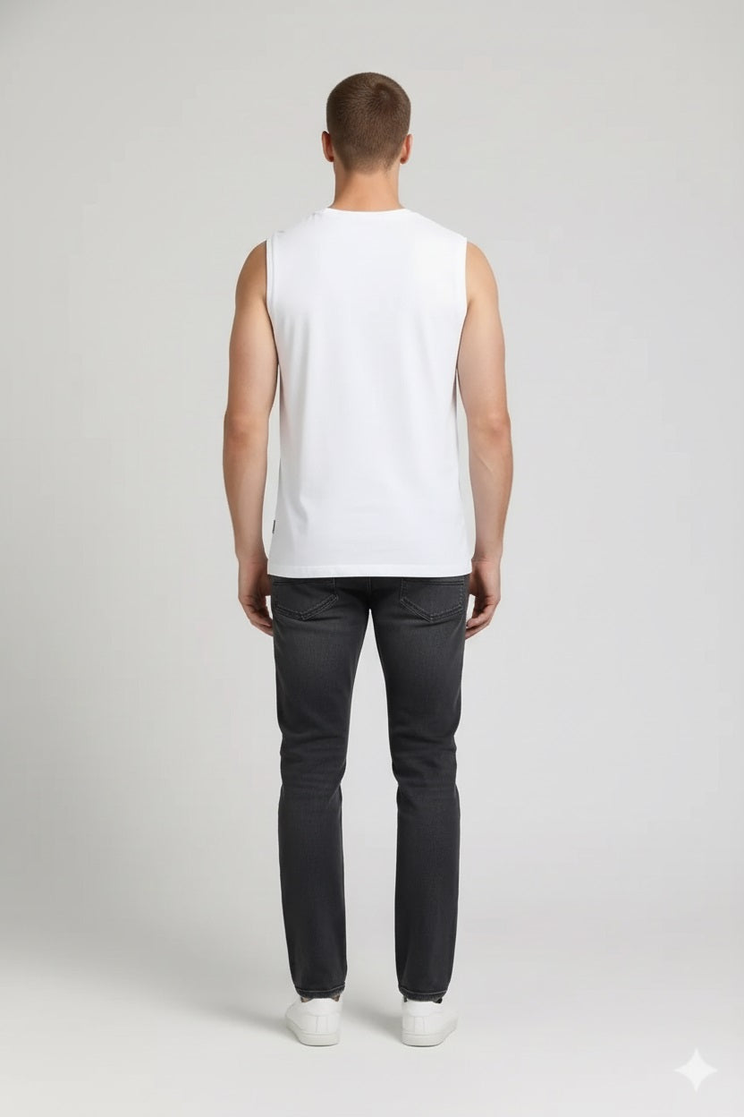 Men Solid Round Neck T-shirt
