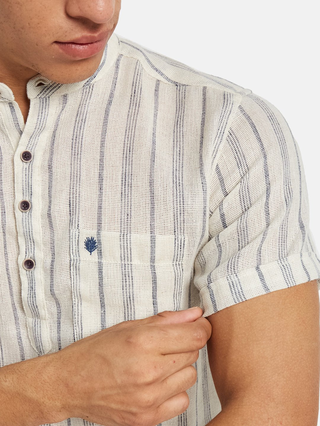 METTLE Striped Short Sleeves Mandarin Collar Cotton Opaque Regular Fit Casual Shirt