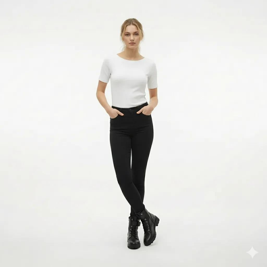 Women White Solid Round Neck T-Shirt