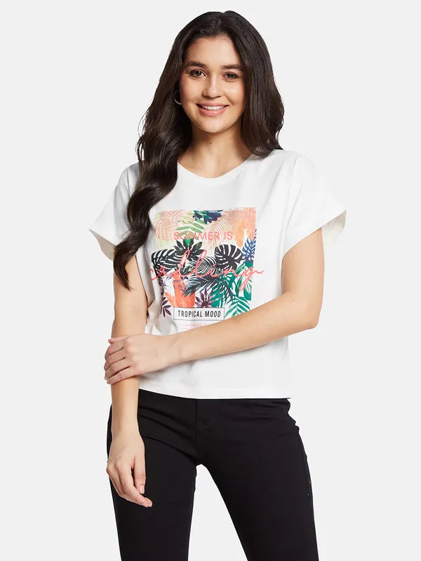 Mettle Women Round Neck Graphic Printed T-Shirt