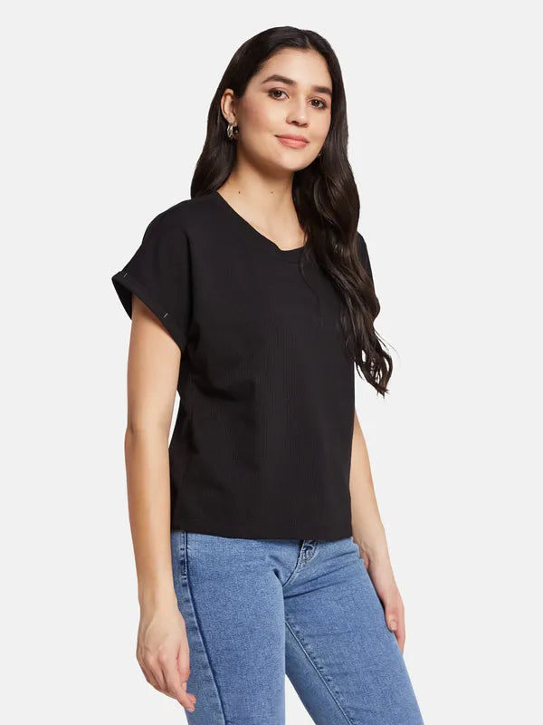 Mettle Women Round Neck Solid T-Shirt