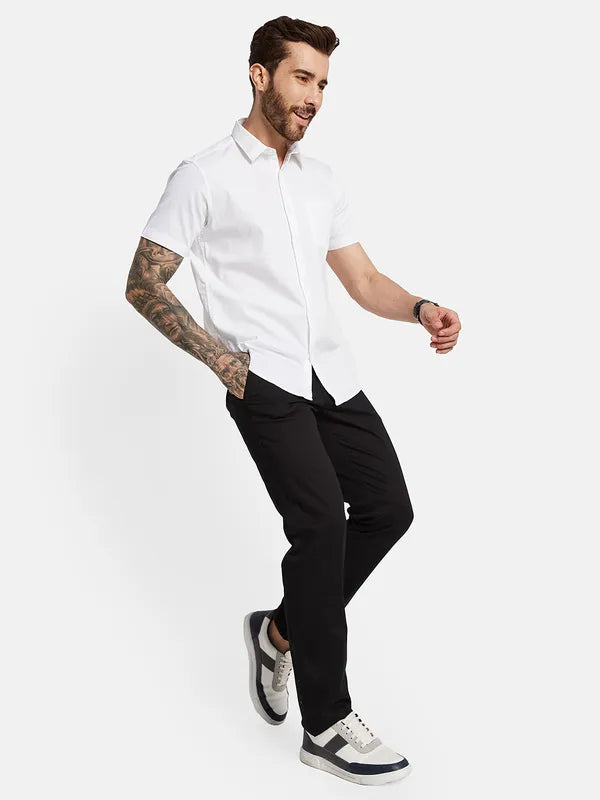 Octave Men Mid-Rise Regular Fit Trousers
