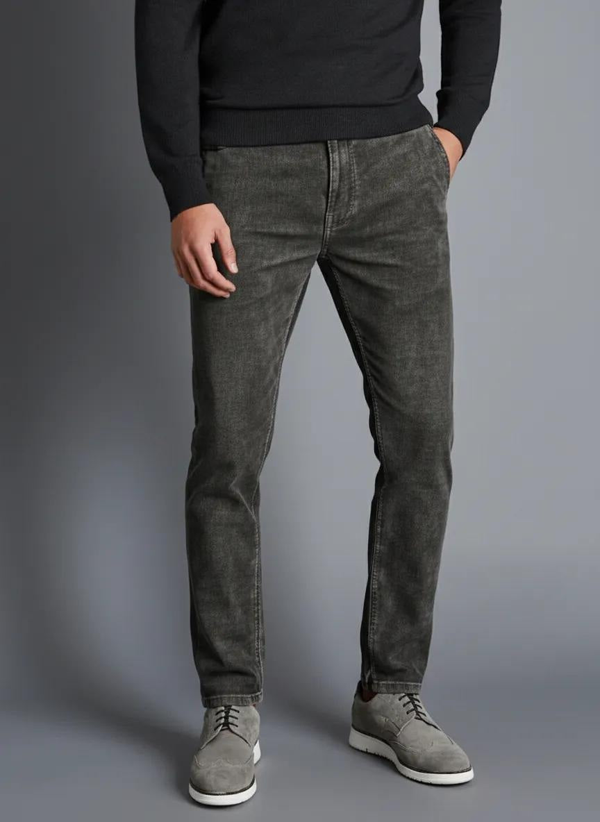 Men Solid Trousers