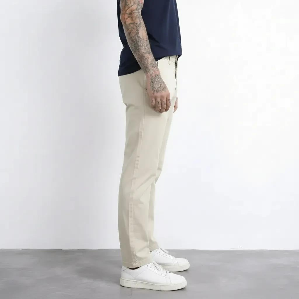 Men Cream Solid Regular Fit Trouser