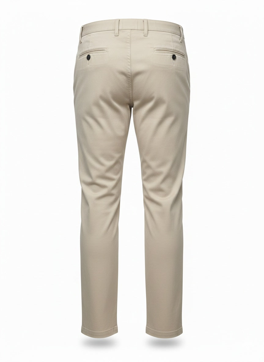 Men Cream Solid Regular Fit Trouser