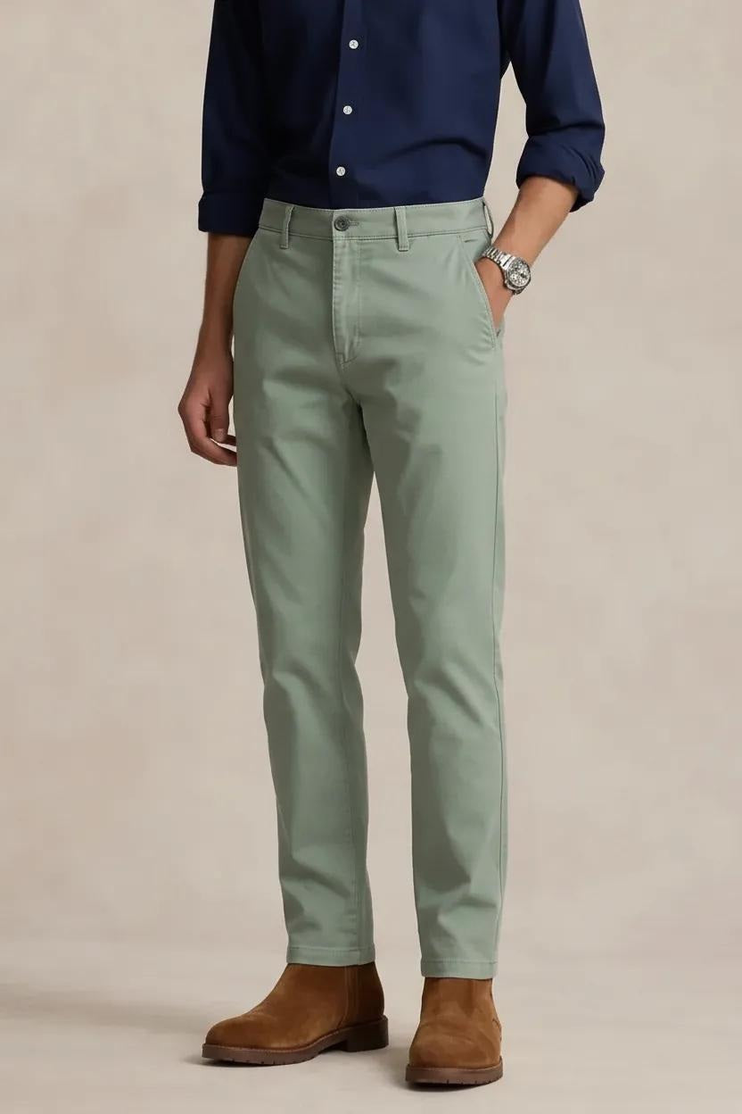 Men Mid-Rise Chinos Trousers
