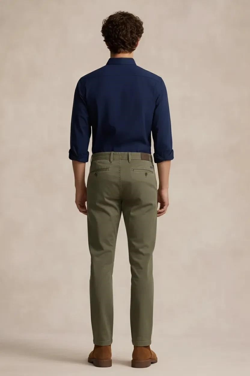Men Espresso Mid-Rise Chinos Trousers