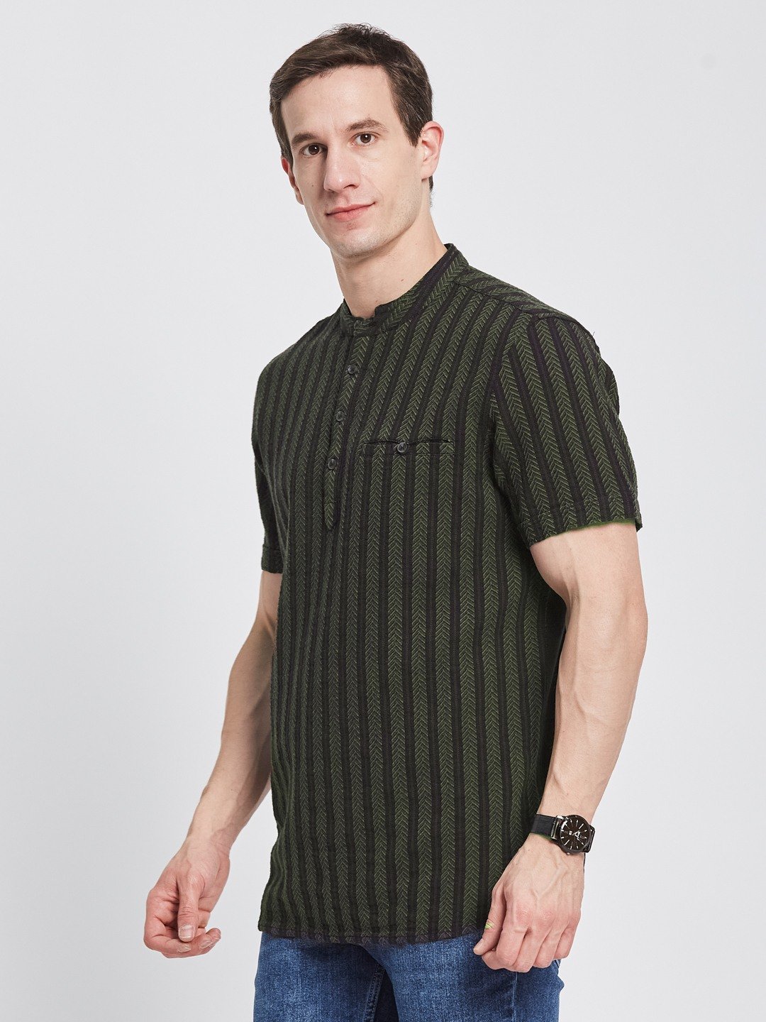 METTLE Men Striped Mandarin Collar T-shirt