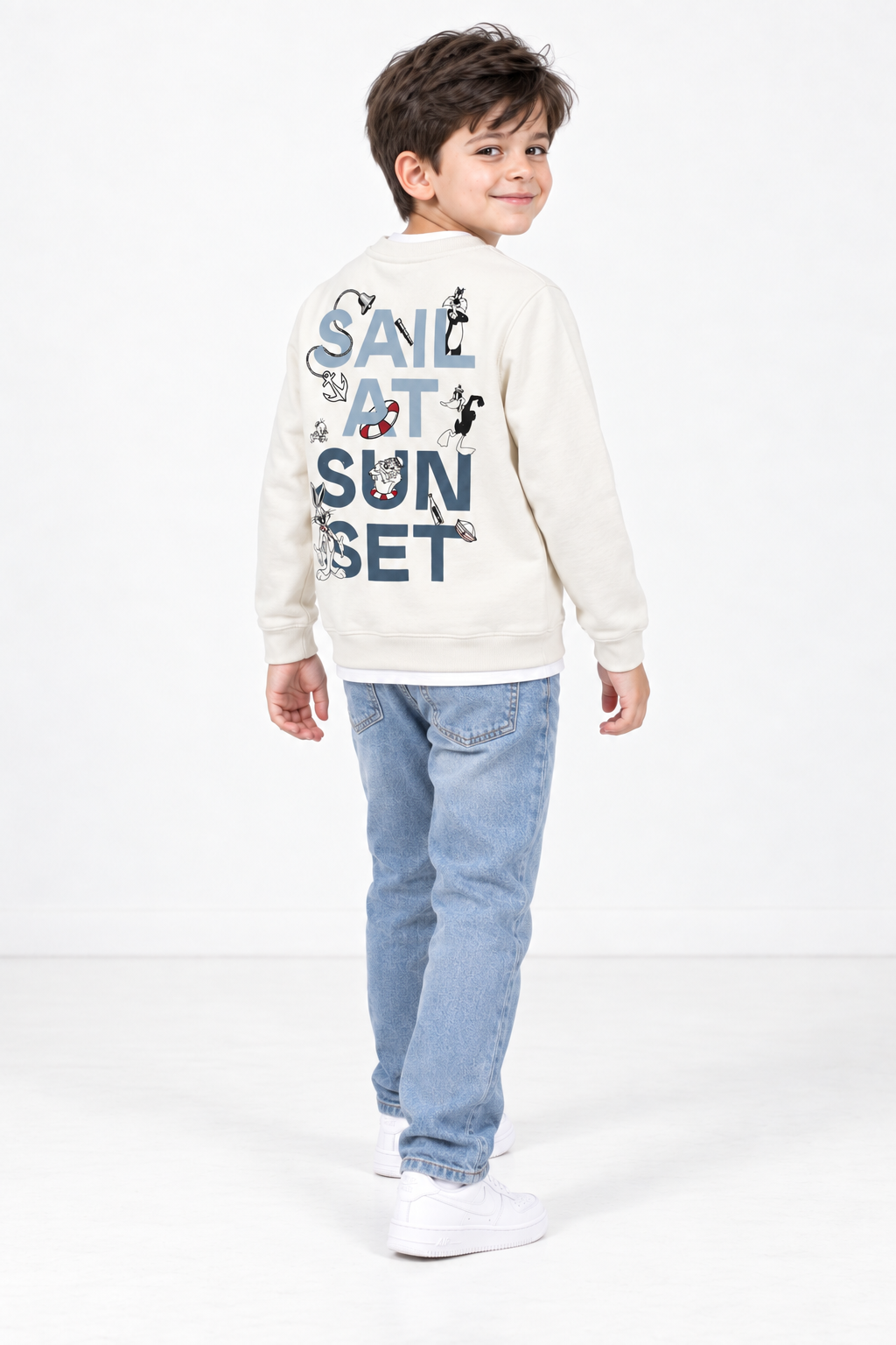 Junior Boys Off White Cotton Brushed Fleece Graphic Sweatshirt – Regular Fit